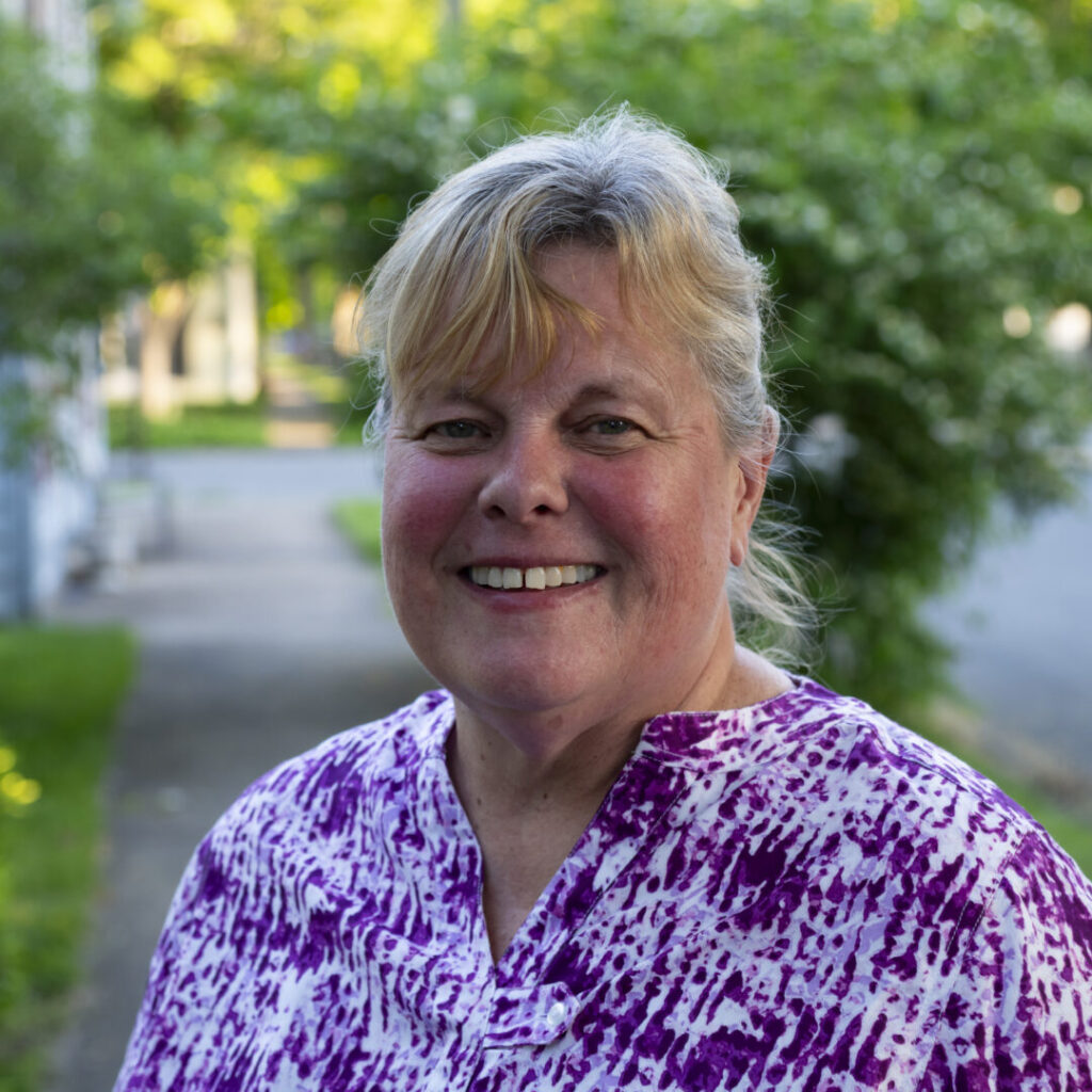 Headshot of Bonnie Delange, LPCC-S (Ohio), Therapist