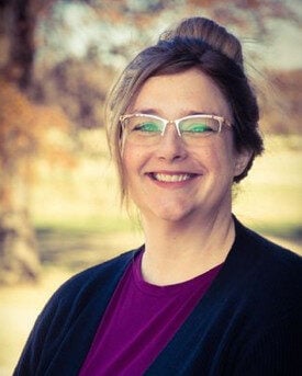Headshot of Jennifer Kendrick, LISW-S (Ohio), CSW (Indiana), CSW (West Virginia), Therapist