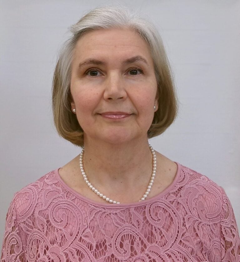 Headshot of Olena Stetsura, PMHNP (Ohio), Nurse Practitioner