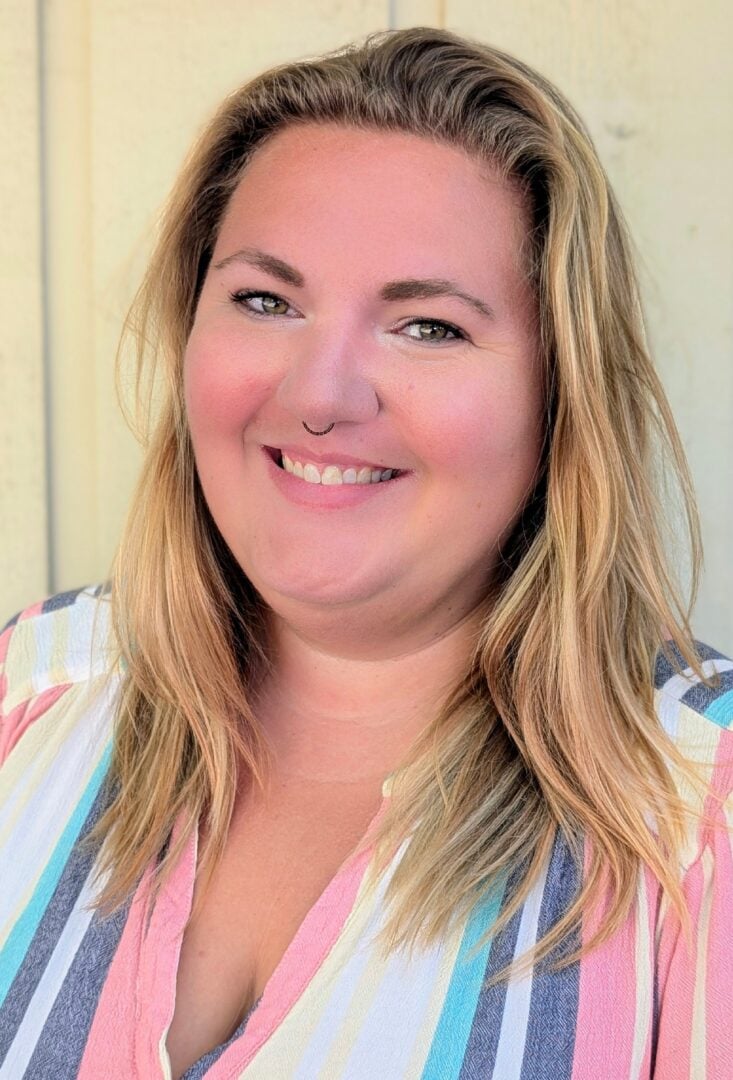 Headshot of Lydia Everly, LPC (Ohio), Therapist
