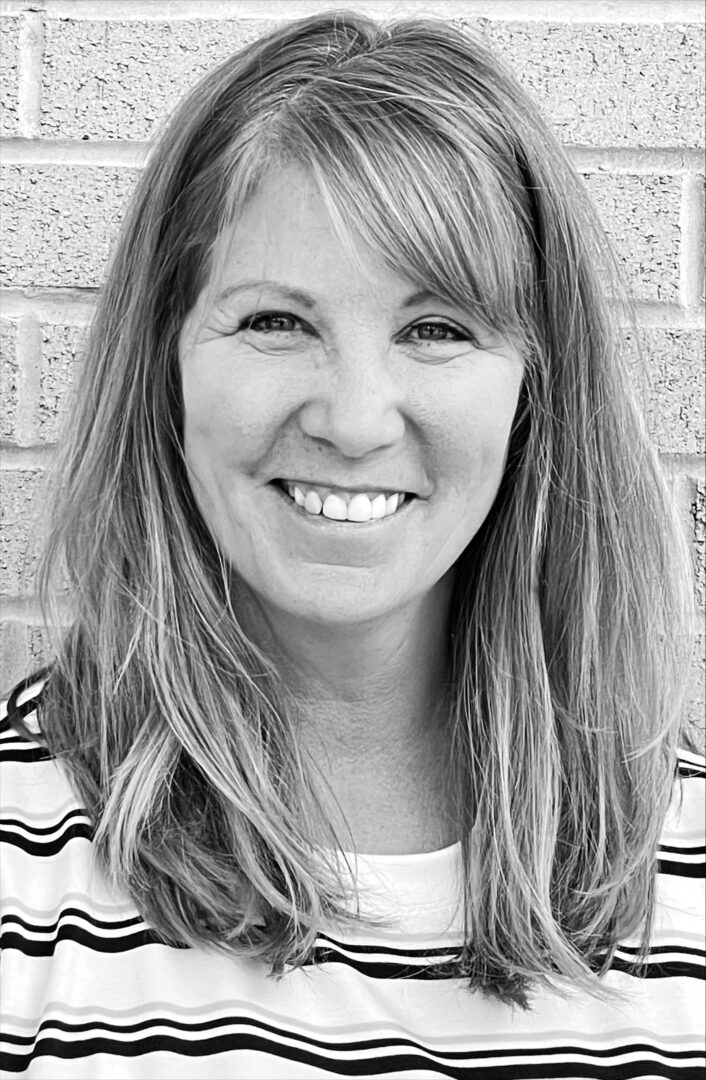 Headshot of Vangie Elzey, LSW (Ohio), Therapist