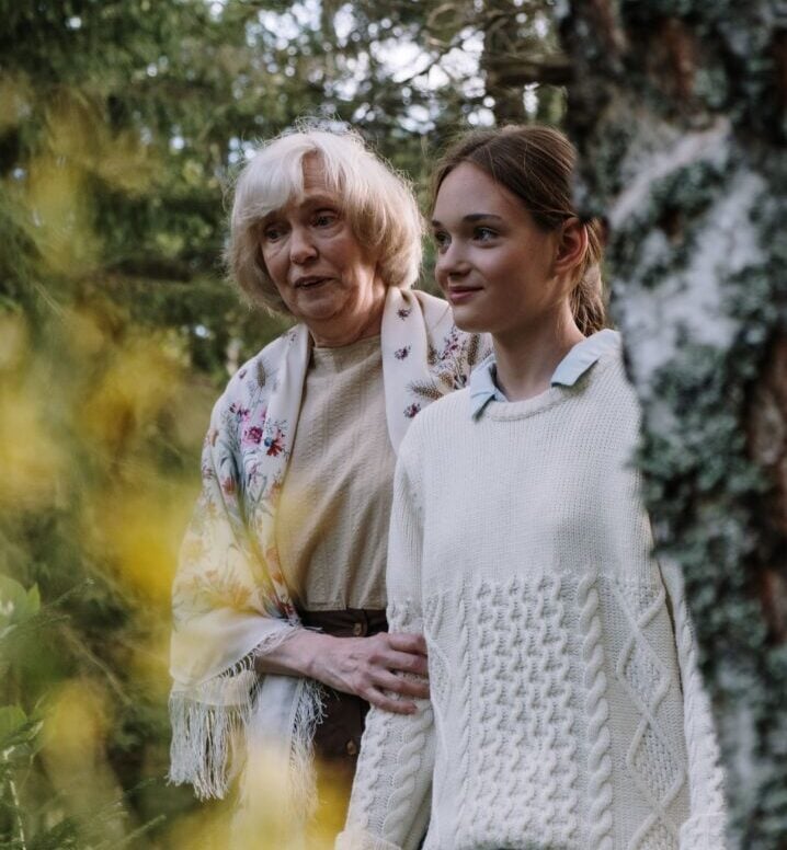 Teenager and grandmother going for a walk after successful TMS therapy in CIncinnati OH