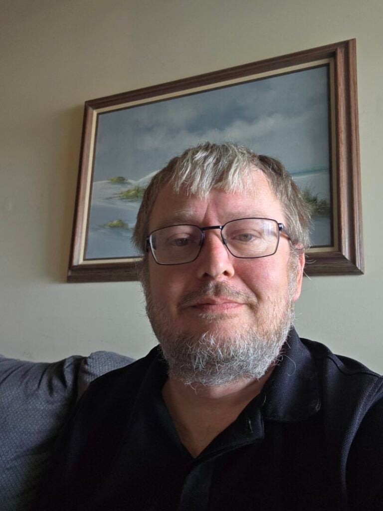 Headshot of Brian McKibben, LISW-S (Ohio), LCSW (Indiana), Therapist