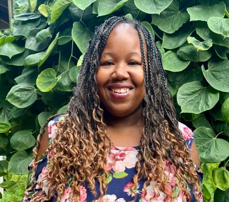 Mel Sun is a caring therapist at Mindfully in Ohio