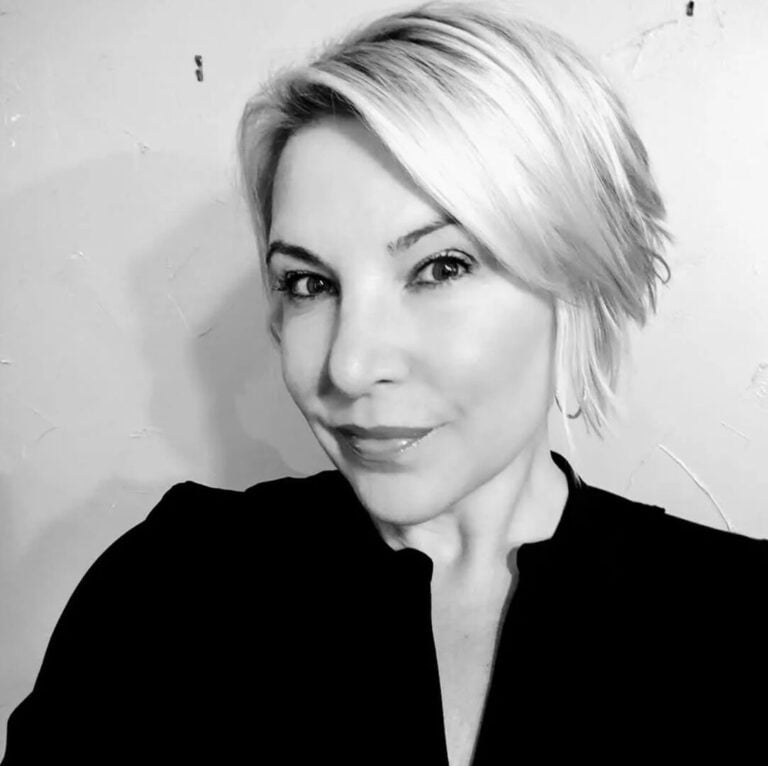Headshot of JoAnne Monroe, LPC (Ohio), Therapist