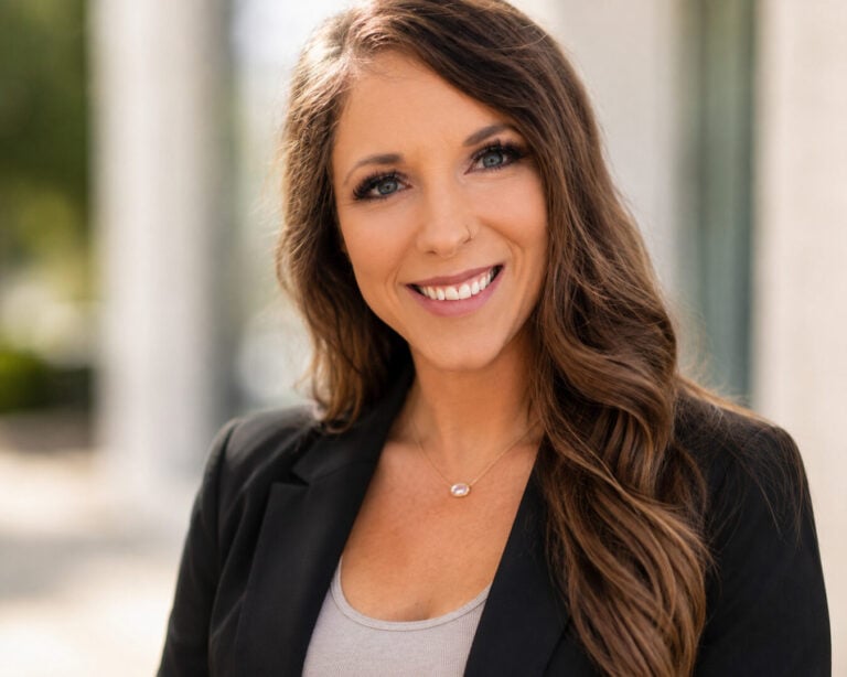 Headshot of Andrea Brown, RN, PMHNP-BC (Ohio), Psychiatric Mental Health Nurse Practitioner