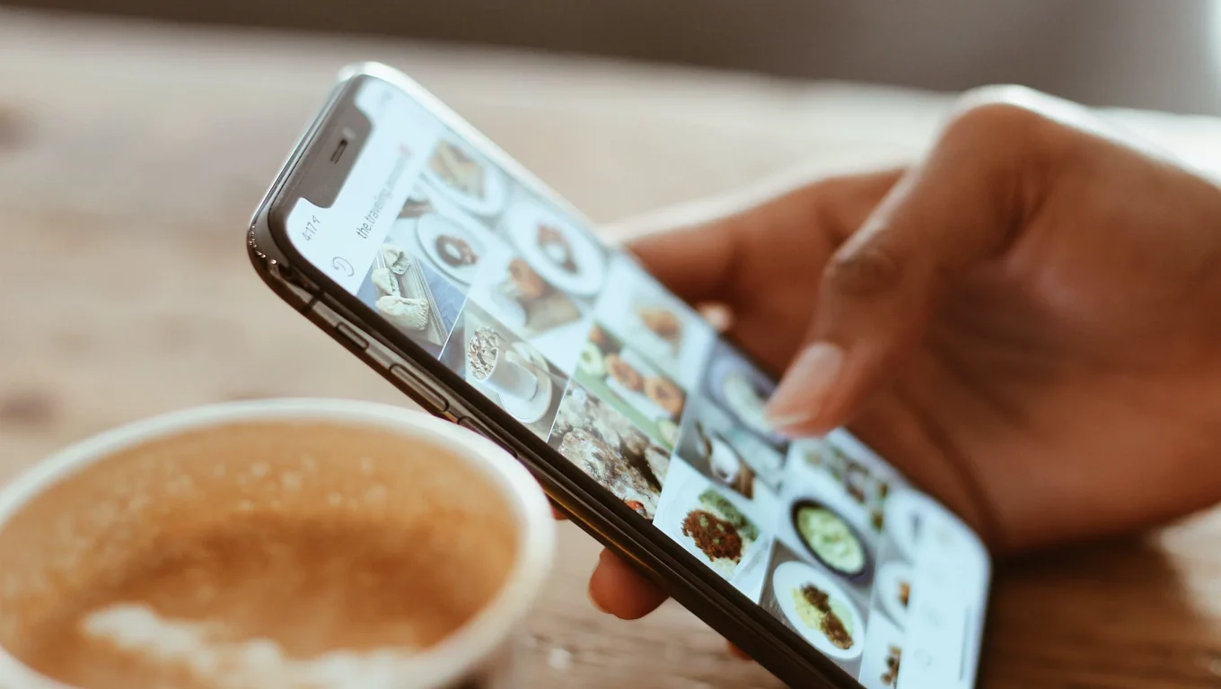 Visual guide on using Instagram for business