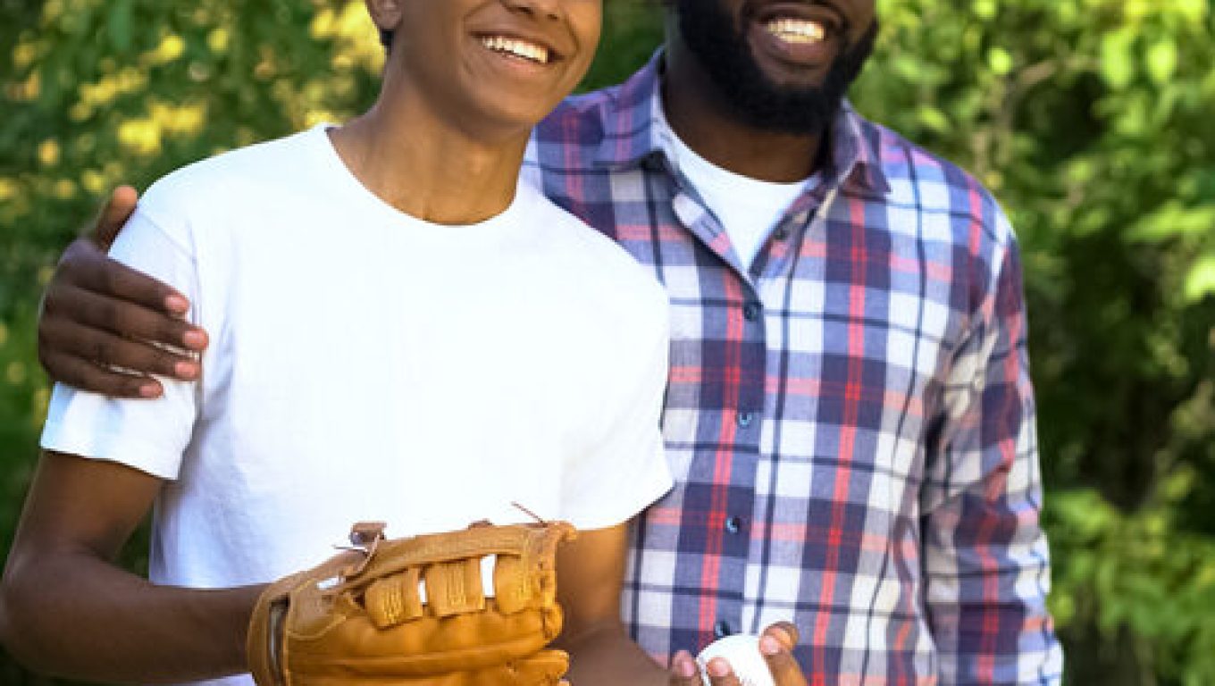 Dad raising teens successfully after using family counseling in Cincinnati OH